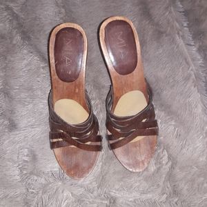 Mia wooden heels
